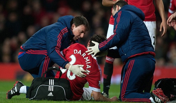 Derby vs Man Utd: Sẽ vẫn là Manchester của Van Gaal